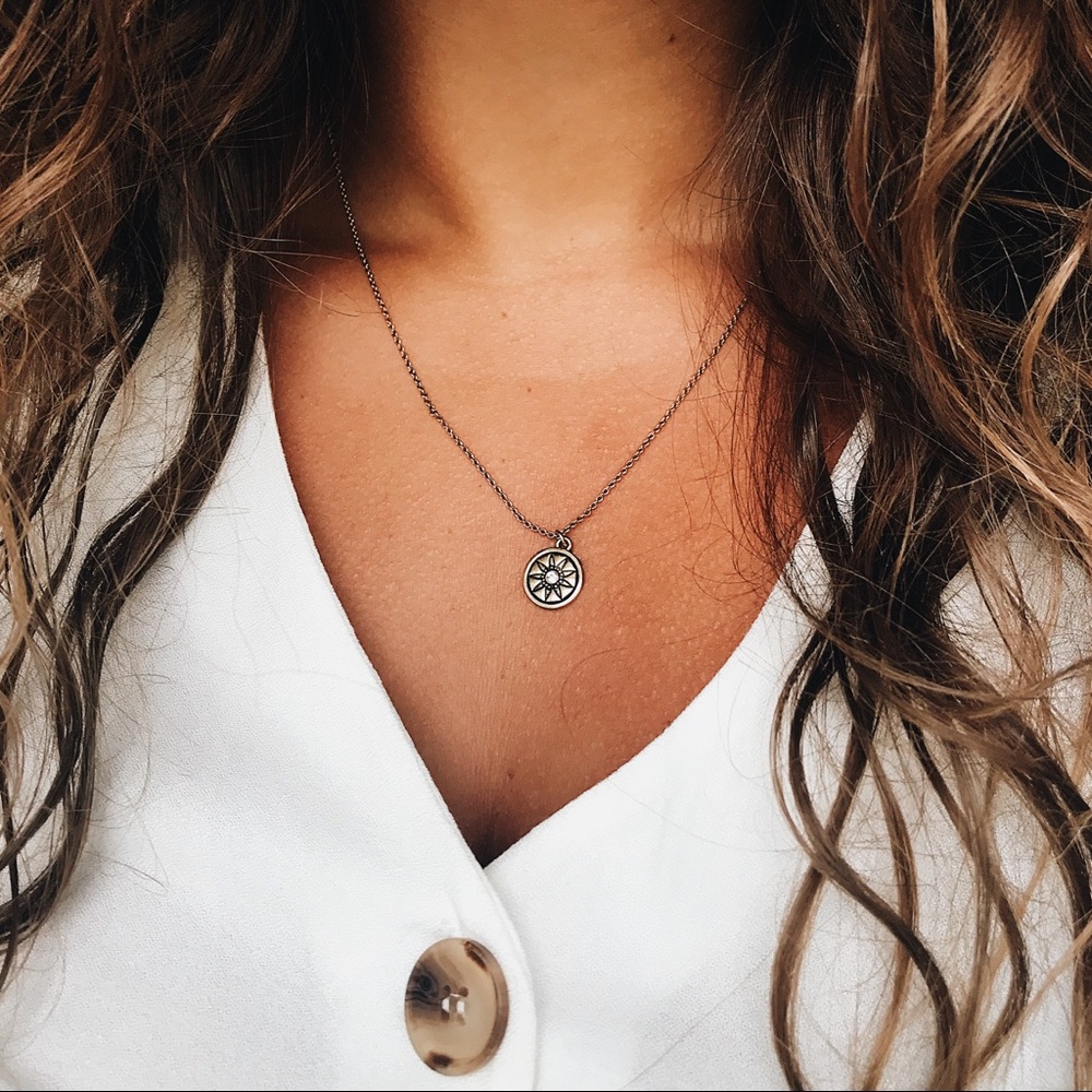 Necklace 16”-19” Sun/Compass Simple Necklace - Picture 5 of 10